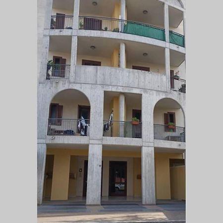 Appartamento A Cinque Minuti Dal Centro Di Lecce Exterior photo